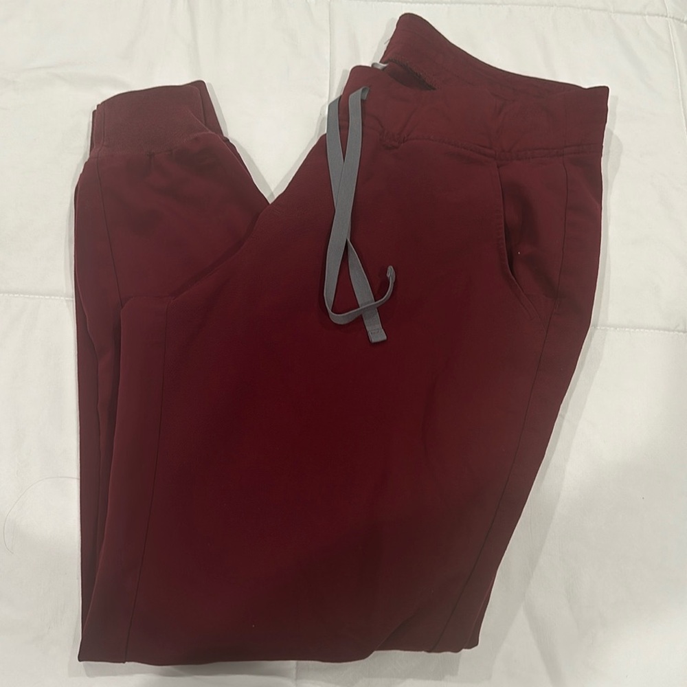 Burgundy Fig Scrubs set